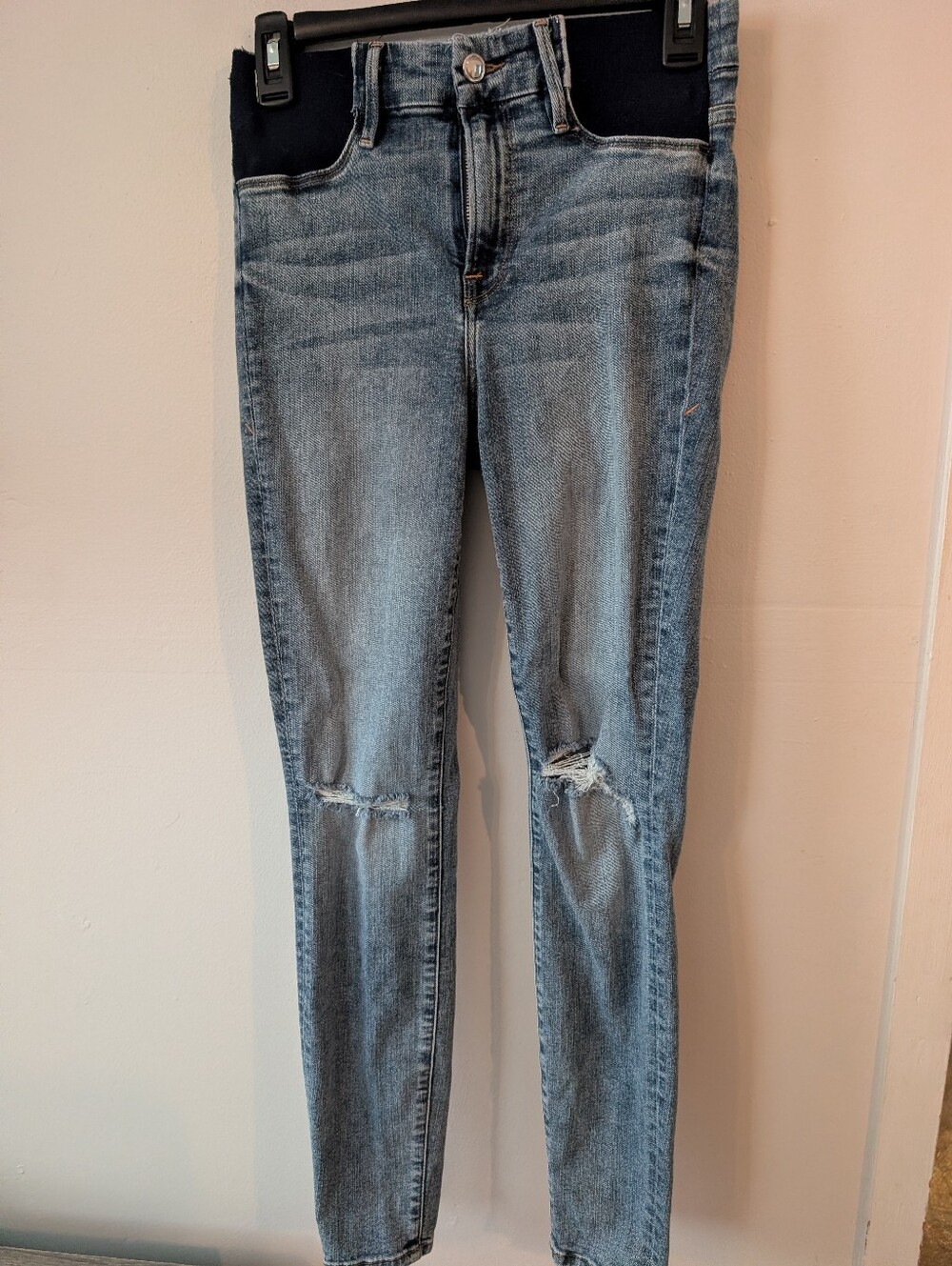 Good American Good Mama Distressed‎ Maternity Skinny Jeans